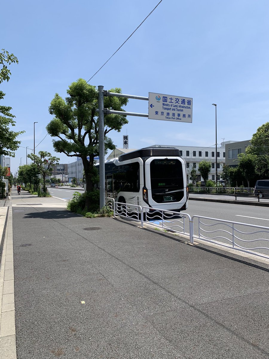 akichin1023's tweet photo. 循環バスで会場に向かいます🚌💨

流石、sadsだけに バスのナンバーが7番❤️‍🔥
熱いぜっ！🔥

#SADS #sads #SXXX
#reunion #再会
#GOTHICCIRCUS
#GARDEN新木場FACTORY
#2024年7月7日
#KAZ #YUTARO #GO

#清春 #30thanniversary https://t.co/NAwwDBCY68