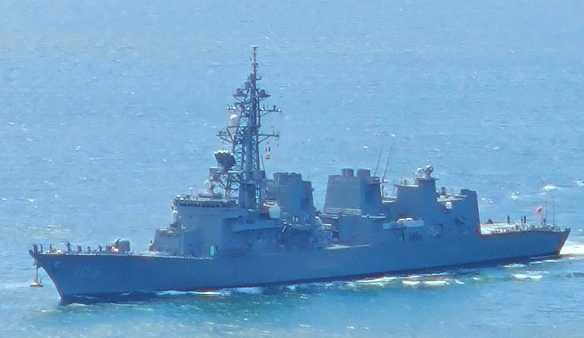 WarshipCam's tweet photo. Japanese Maritime Self-Defense Force Murasame-class destroyer JS Inazuma (DD-105) coming into Sasebo, Japan - July 7, 2024 #jsinazuma #dd105
SRC: TW-@l8IDcv9vtqupUhG https://t.co/WHgkQcBAPR