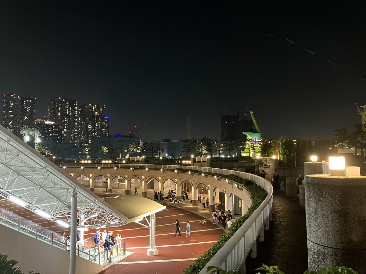 hozumi_kaho15's tweet image. 皆さま、こんにちは🌻
5日から東京湾納涼船が始まりました🎐
初日はなんと1000人の方にご乗船頂きました。ありがとうございます💐
納涼船は9月23日まで毎日運行しております⛴️
皆様にとって今年の夏が、
心満たされる思い出で溢れますように🌼
#tokaikisen #nouryousen
