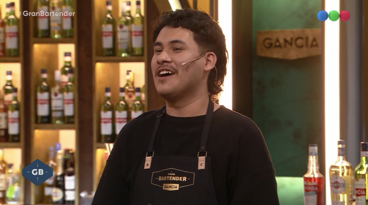 banco muchísimo LA TONADA
#GranBartender <a href="/GanciaSiempre/">Gancia</a>