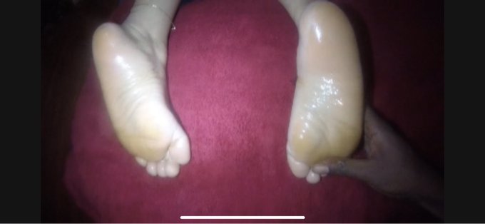 I&rsquo;m stockpiling a lot of FJ videos between @rozwebcamfeet &amp; @GLAZEMYTOES https://t.co/8FqQnG4KQb<a class="tags" target="_blank" title="On Twitter" href="/?out=eyJ0eXAiOiJKV1QiLCJhbGciOiJIUzUxMiJ9.eyJpYXQiOjE3MjUzMjI5MTYsImlzcyI6InR3cG9ybnN0YXJzLmNvbSIsIm5iZiI6MTcyNTMyMjkxNiwiZXhwIjoxNzU2ODU4OTE2LCJyZWRpcmVjdF91cmwiOiJodHRwczovL3R3aXR0ZXIuY29tL3JvendlYmNhbWZlZXQifQ.HRra9L-TGPN5ieLcyKI7zAu0sYXdnvVFbiLH3s2RVnGPIzqb6Koni4Jj0BAv-M8IX06mTf1ludb0NVJWw4wMYA">@rozwebcamfeet</a><a href="/tag/toes"class="tags"><span>#toes</span></a><a href="/tag/footworship"class="tags"><span>#footworship</span></a><a href="/tag/soles"class="tags"><span>#soles</span></a><a href="/tag/toesucking"class="tags"><span>#toesucking</span></a><a href="/tag/asianfeet"class="tags"><span>#asianfeet</span></a>