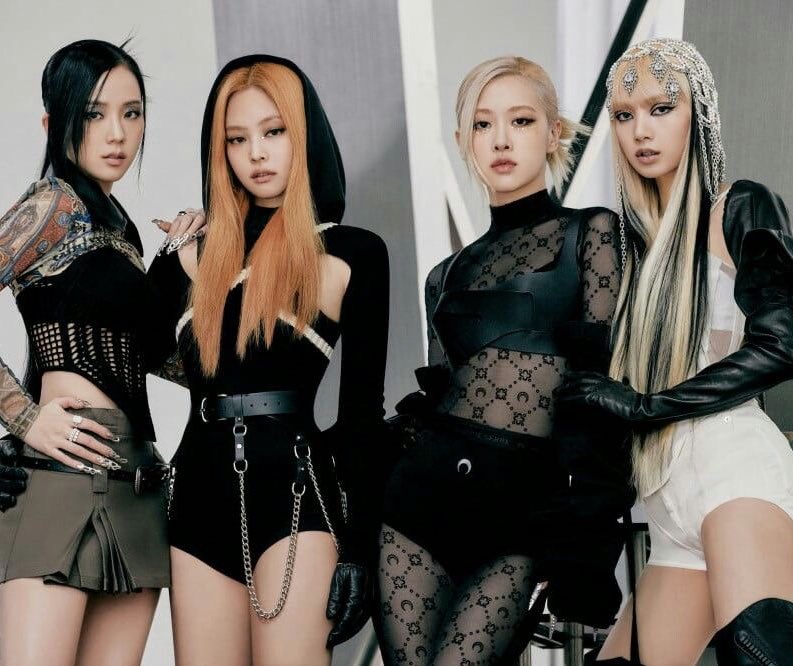 JENNIE Charts tweet media