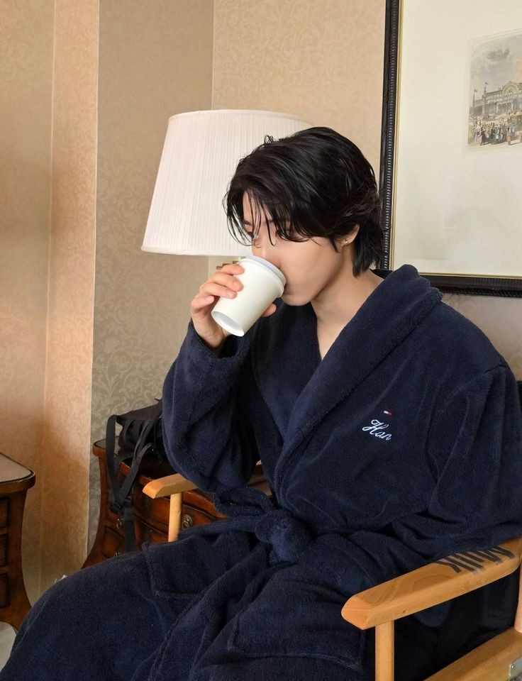 j1_sunn's tweet photo. boyfriend material ”♡ᵎ ꒱ https://t.co/9NnE9EKL4W