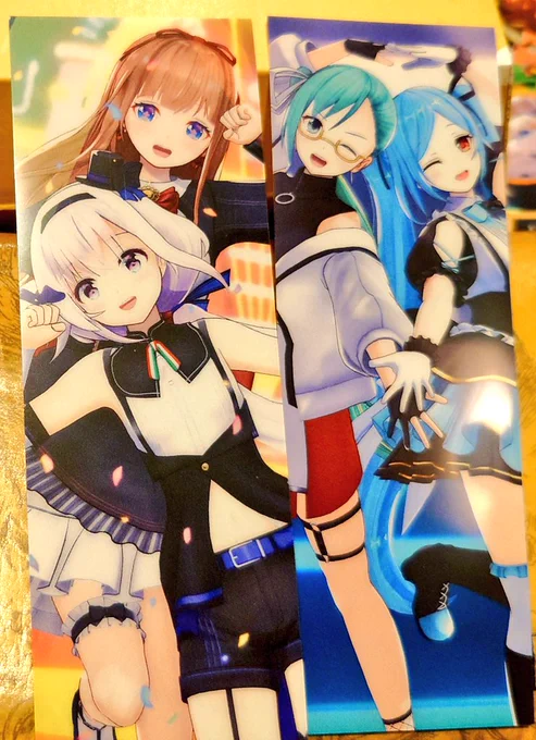 特典しおり、とりとら揃ったの嬉しすぎ〜!?#星物語 