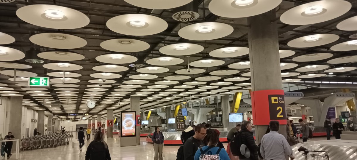 skylargd's tweet image. hi spain