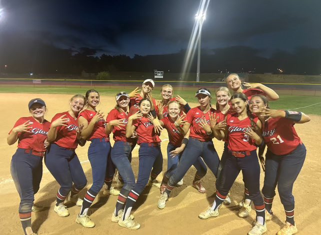 Tonight was the hardest we have ever fought. After being down 3-1 with 15 mins to go we banded together as sisters and put our trust in the lord to battle back and win our last pool game to end the day 3-0 and advance to the Final Four here in Colorado at the Louisville Slugger