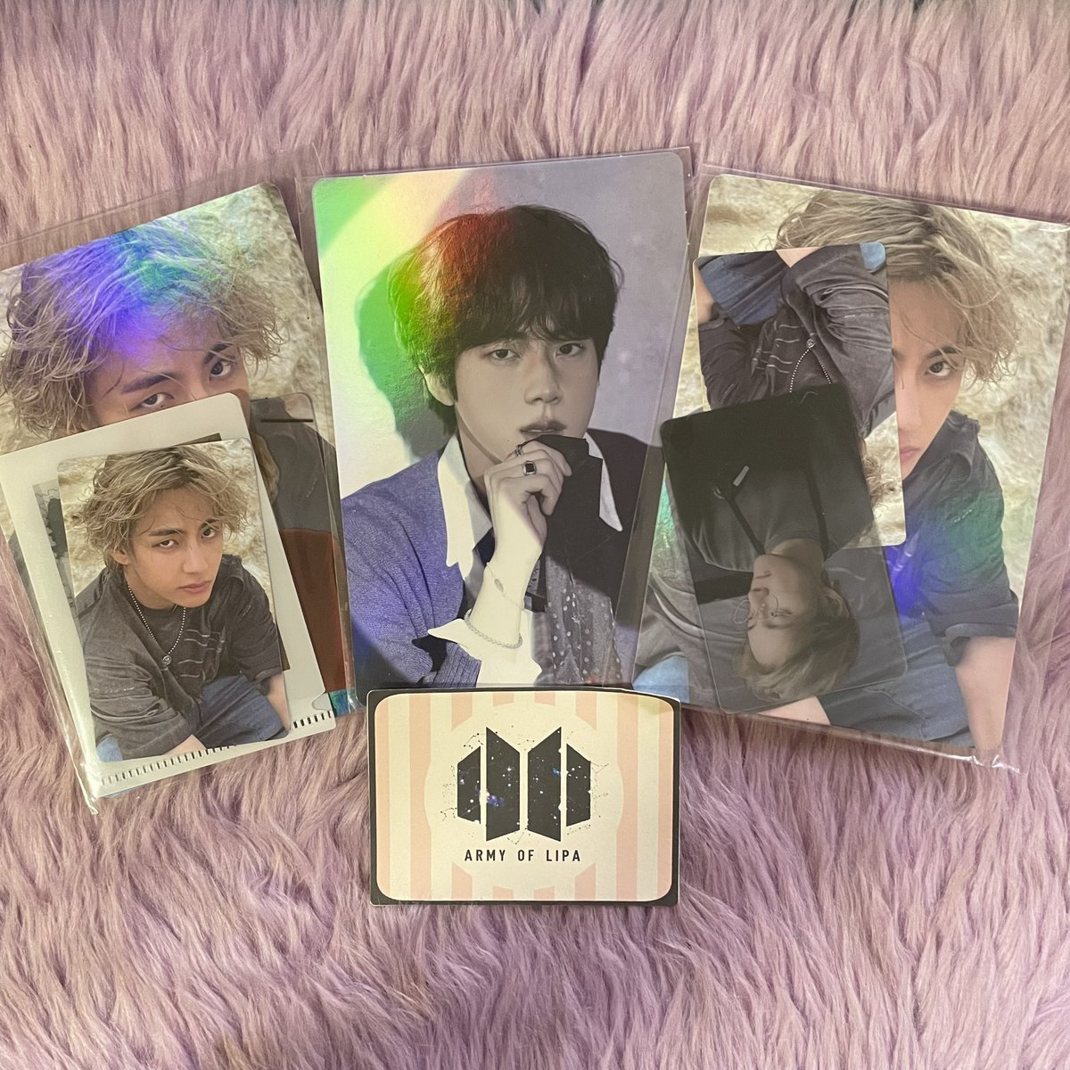 #AOL_Onhand | PH
wts lfb pasabuy pls help repost 🫶🏻

BTS V Layover Weverse POB

POB + Early Gift, sealed
450 + 10 pf

POB only, unsealed
350 + 10 pf

BTS Jin The Astronaut POB
150 + 10 pf

Ready to ship / onhand
No rush shipping

DM/reply to claim 💜