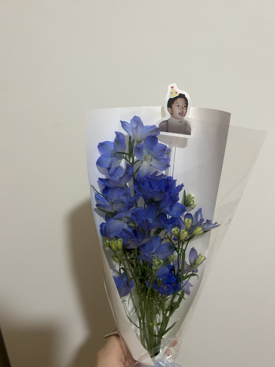 샘 tweet media