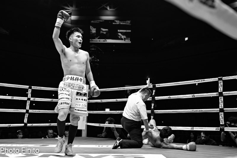 FinitoYamaguchi's tweet photo. Life Time Boxing Fights 22
2024年7月7日
両国国技館
スーパーライト級8回戦
チャイヤラット・サワンソーダ(タイ) vs 関根駿(秩父)
#ボクシング #boxing #モノクロ #monochrome #関根駿 https://t.co/nVeLcaWinU