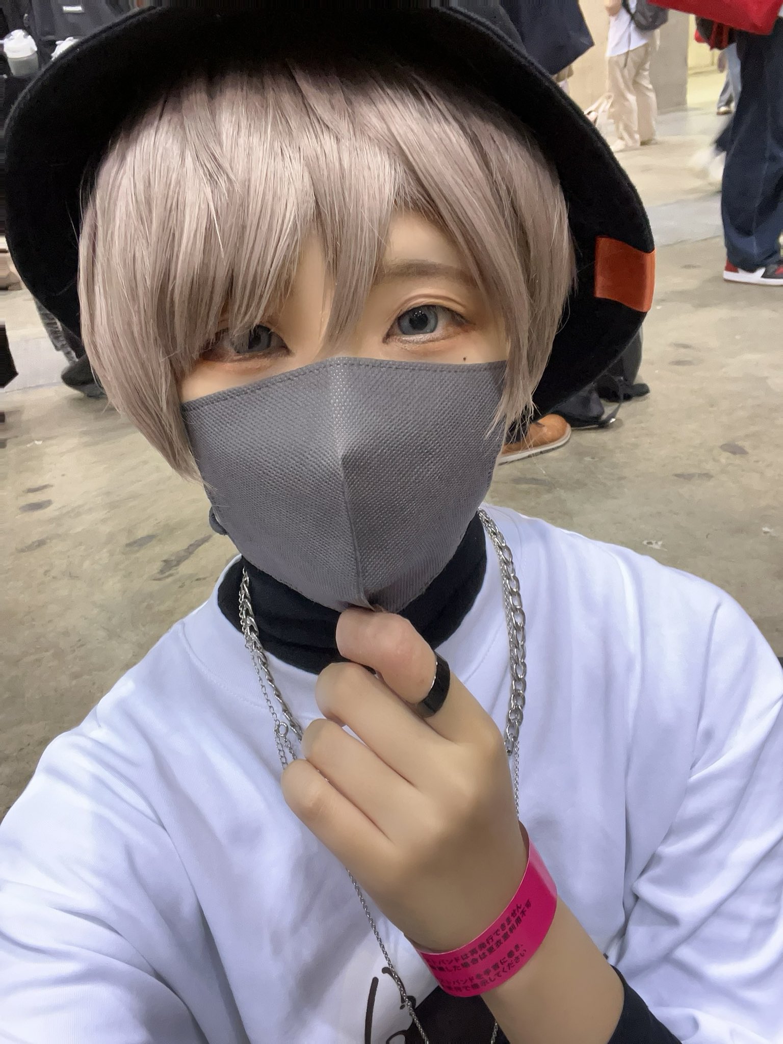 【即納】Mサイズ未着用 叶 コスプレ にじさんじ お忍び衣装 Mサイズ即納可：新品コスプレ衣装》バーチャルYouTuber(にじさん