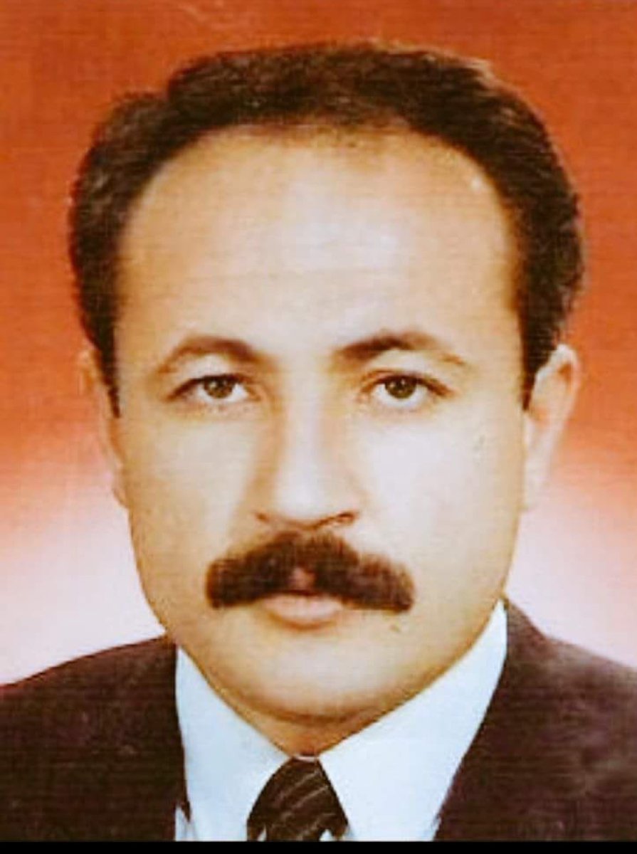 Vedat Aydın
7 Temmuz 1991’de JİTEM tarafından işkence edilmiş ve katledilmiş bedeni bulundu. Suçu Diyarbakır HEP il başkanı olmasıydı. Sonra yetmedi 10 Temmuz’da bu kez cenazesinde hepimizi taradılar. Onlarca yol arkadaşımız da orada katledildi. Tüm yol arkadaşlarımızın anısına