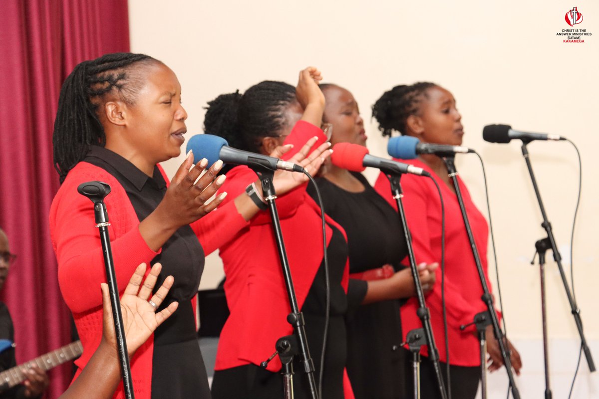 citamkakamega's tweet photo. You are Yahweh, You are Yahweh... You are Yahweh, You are Yahweh... You are Yahweh, Alpha and Omega, You are Yahweh, Alpha and Omega...
#SundayService
#CITAMKakamega
#HolyCommunionSunday
#TakingNewTerritories
#TogetherInGenerosity
#TNT
#TIG https://t.co/0lsinPDTub