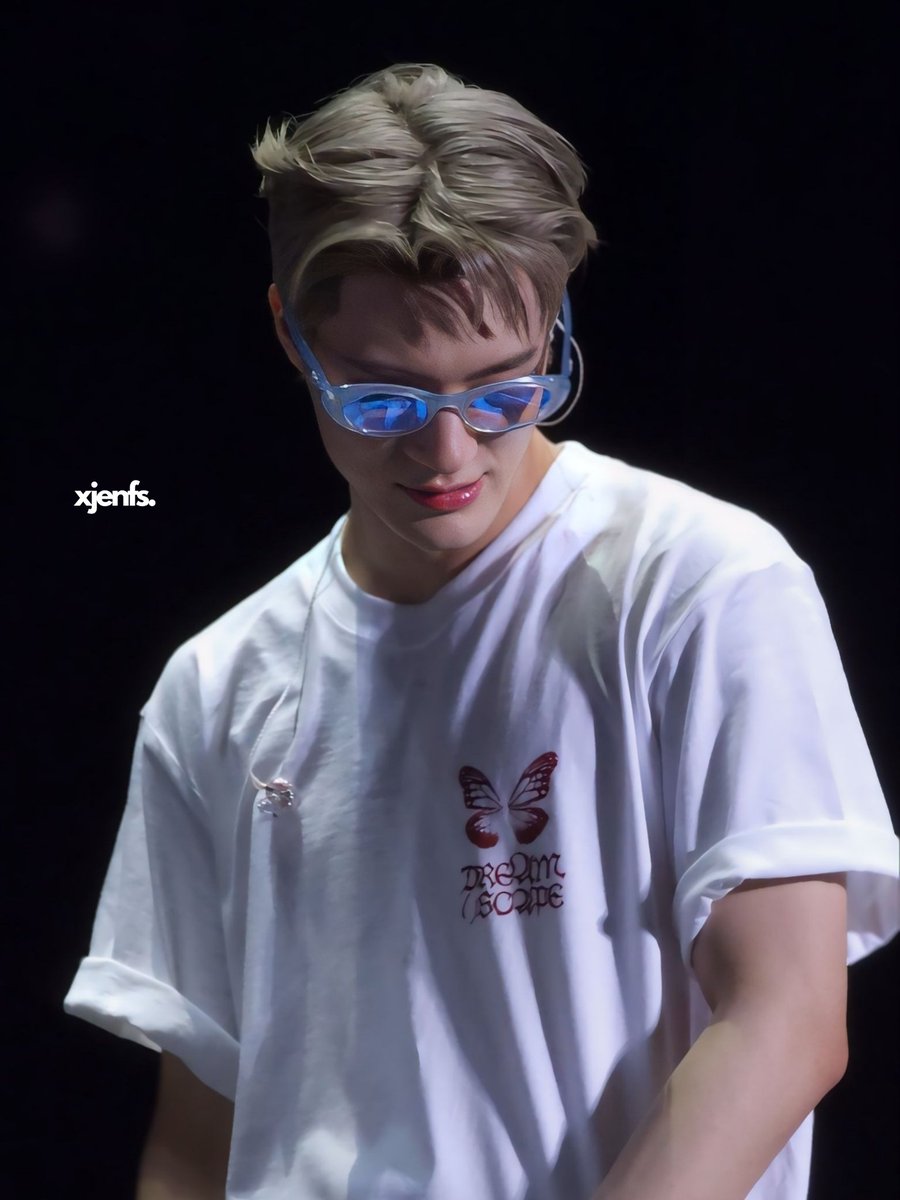 xjenfs's tweet photo. 240518 드림쇼3 자카르타

#제노 #JENO #TDS3inJAKARTA #THEDREAMSHOW3 #NCTDREAM https://t.co/ZjfzasVyxN