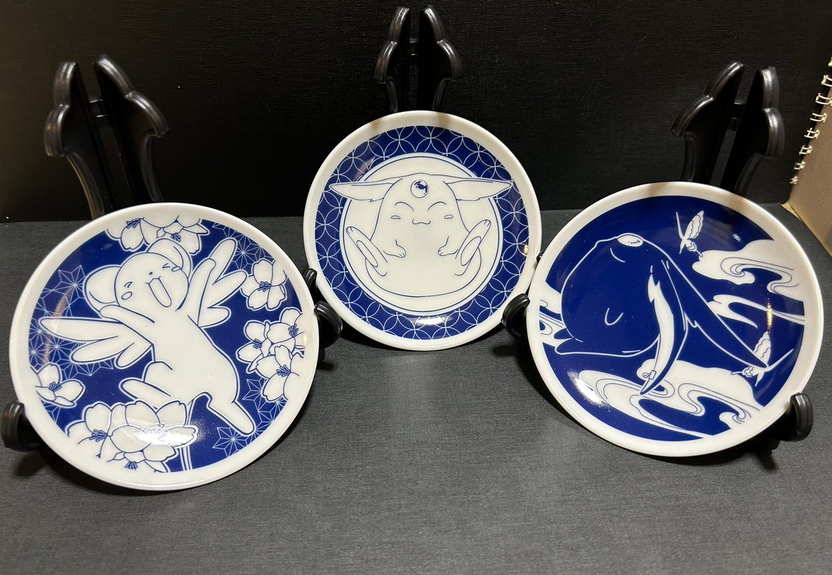 CLAMP展、グッズ。 今回一番欲しかった豆皿。 飾る用のイーゼル買っ