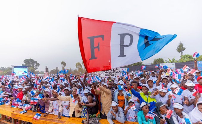 mykagame's tweet photo. Nyagatare turiteguye!! https://t.co/RfLMXI5Ca8