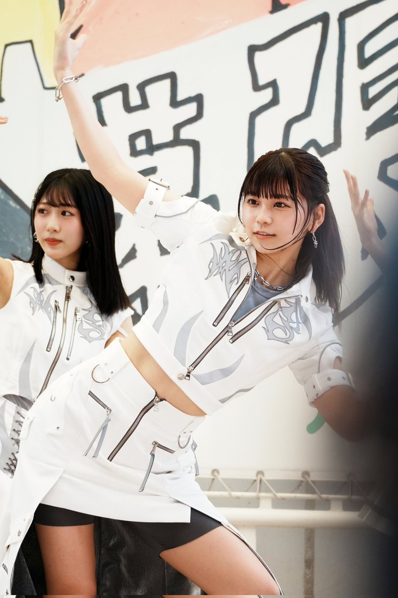 summer_nanairo's tweet image. 新衣装のNICOさん☺
涼しそうに見えるけどけっこう衣装が重くて暑いとのこと😅
#NAICO ＃WHITESCORPION 
#ホワイトスコーピオン #ホワスピ 
#ホワスピ幕張 ＃idol #アイドル