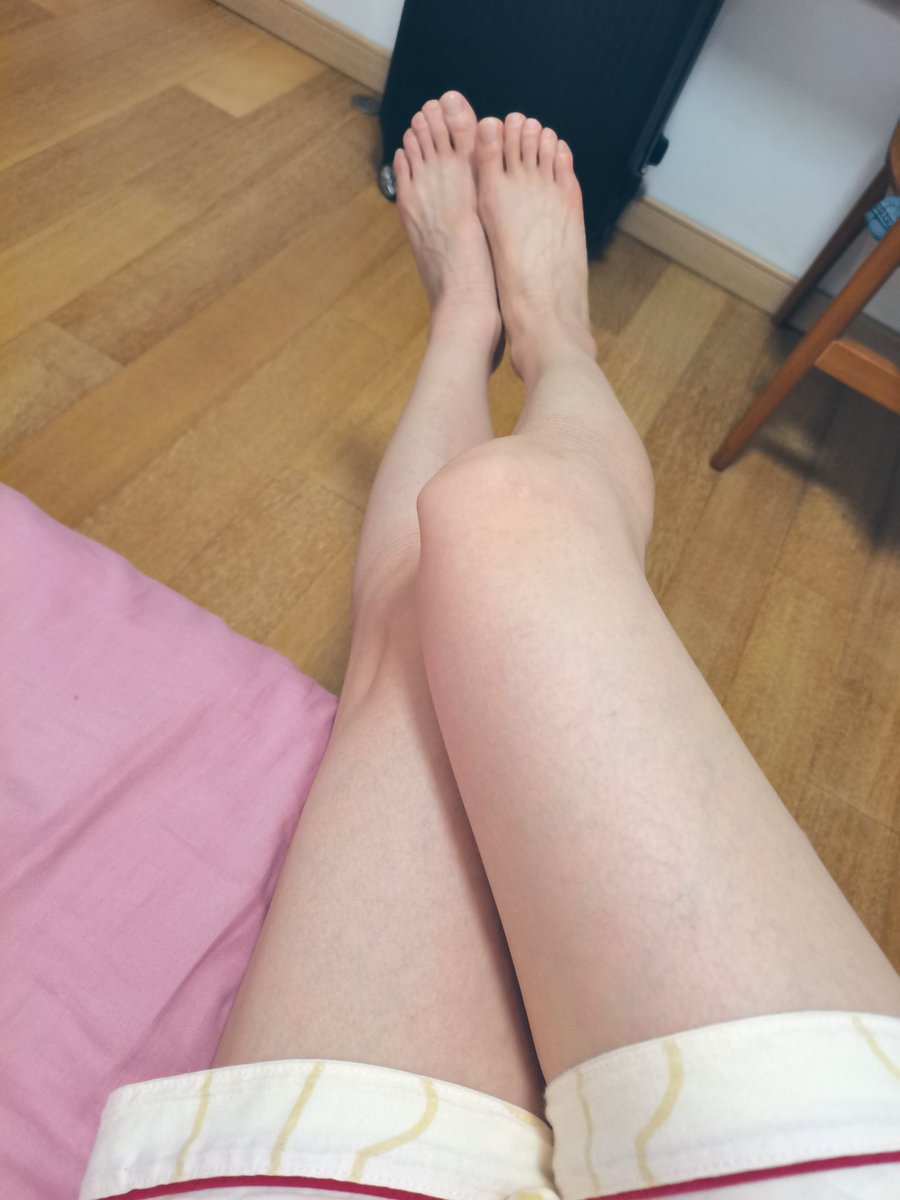 准备做个深色美甲显白😉