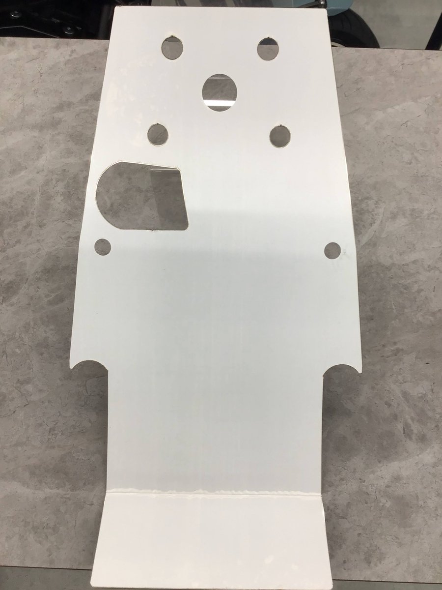 Z900RS用リヤアンダーカバーポリッシュ　SET品 Z900RS用リヤアンダーカバーポリッシュ SET品 Z900RS用リヤ