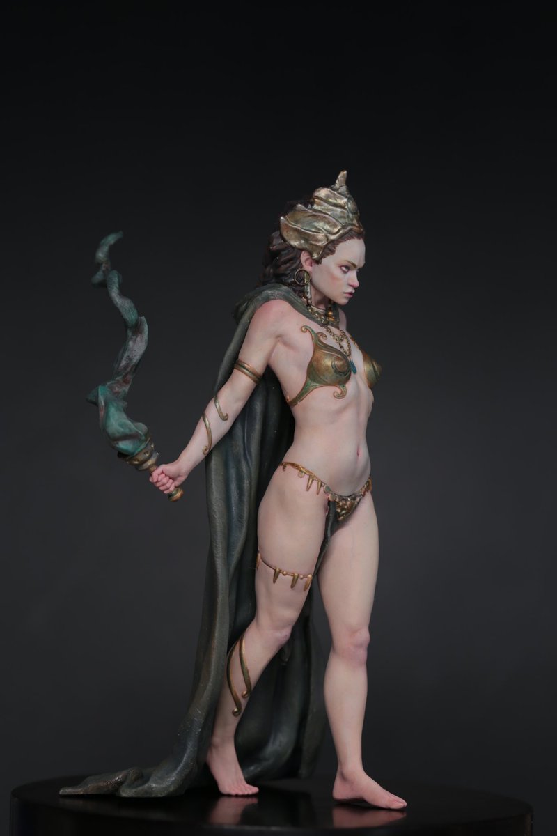 完工！Mindwork Studio Hecate

#miniaturePainting #mindworkgames