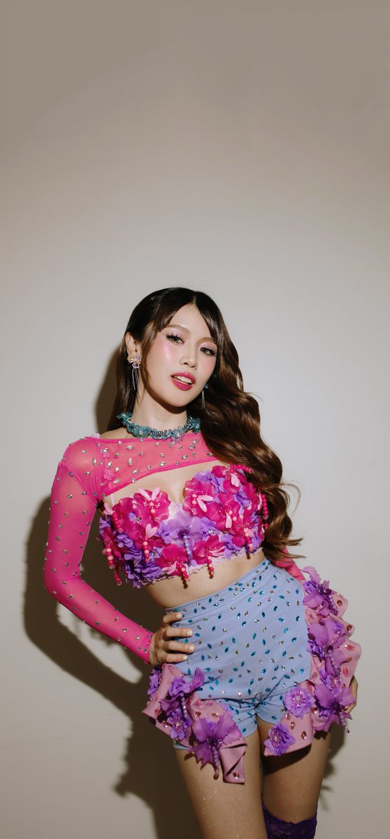 mikhalimh's tweet photo. #BINI: #BINIverse1stSoloConD3 [@bini_ph update]

wallpapers for mobile [4k Resolution]

#Maloi #BINI #BINIPH #BINIWallpapers https://t.co/YBfnYPx0uh