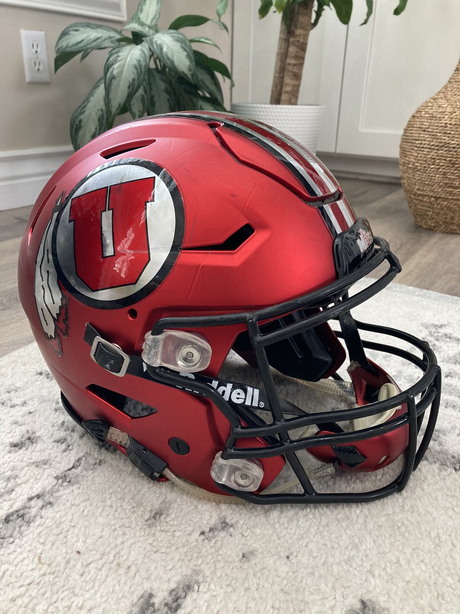 New to twitter! Looking to follow and be followed by as many Utes accounts as possible! I post and sell all things Utes memorabilia! Where you guys at?? 🙌 #GoUtes