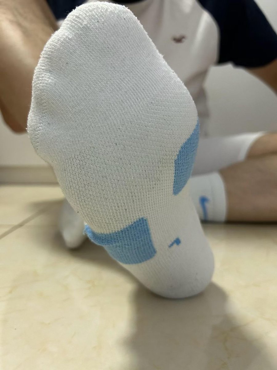 luyi030623's tweet photo. 小营业一下，不常在线，可好友位
#体育生白高弹 #体育生臭脚 
#体育生资源 #体育生白袜 https://t.co/mkVD3h3VW4