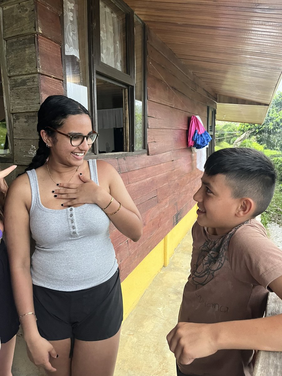FettesLanguages's tweet image. @FettesCAS meets the Spanish classroom in Costa Rica 🇨🇷 Our HL, SL and Ab initio participants have embraced the opportunity to speak to locals, make new friends and interact with conversations outside the IB topics! 😊
@Fettes_College