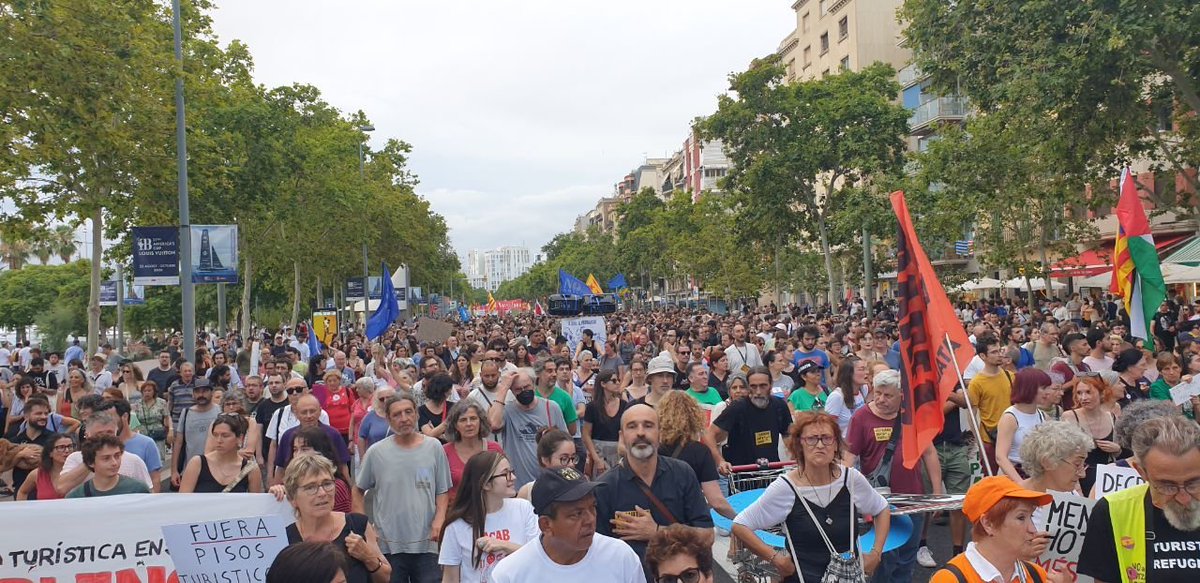 ABDT #StopCreuers #SETnet #DecreixementTurístic tweet media