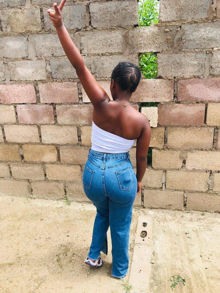 Andile02004's tweet image. #mzansi
#mzansiteens
#ama2k
#ama2000
#mzansischool