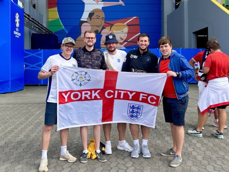 YfrontFanzine's tweet photo. York City Faces on International Duty #ycfc https://t.co/XRIoTWz4KE