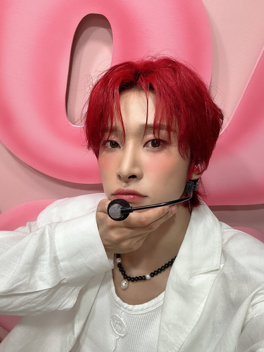 TRENDZ_OFFCL's tweet photo. [#리온]

시즌 오브 유 안무영상 떴다!! 다들 보러 가세용~~!🙌🙌😘 https://t.co/SW47KaACbO

#FROM_TRENDZ #TO_FRIENDZ #TRENDZ #트렌드지 https://t.co/YI9RUsxPD2