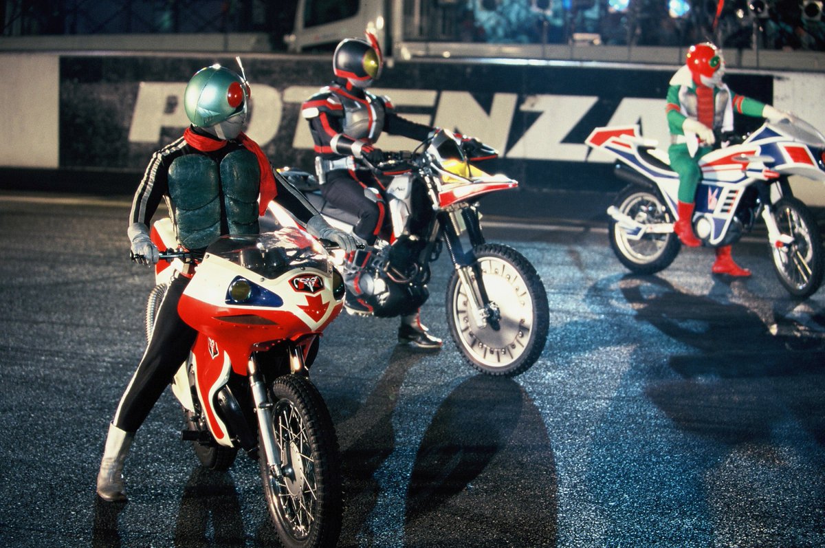 鈴鹿8耐 プレイバック㉖ 「決勝は波乱の展開、スタート直後の2周目の1