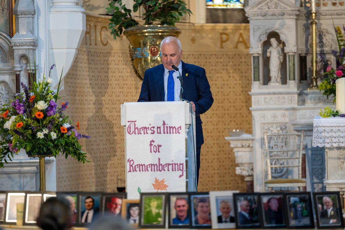 EmbraceFARM's tweet photo. Today our annual Remembrance Service will be broadcast on @rteone at 11am. The service honours and speaks the names of our loved ones who have died suddenly and acknowledges farm accident survivors 🕯
#EmbraceFARM https://t.co/JWykGHIvz2