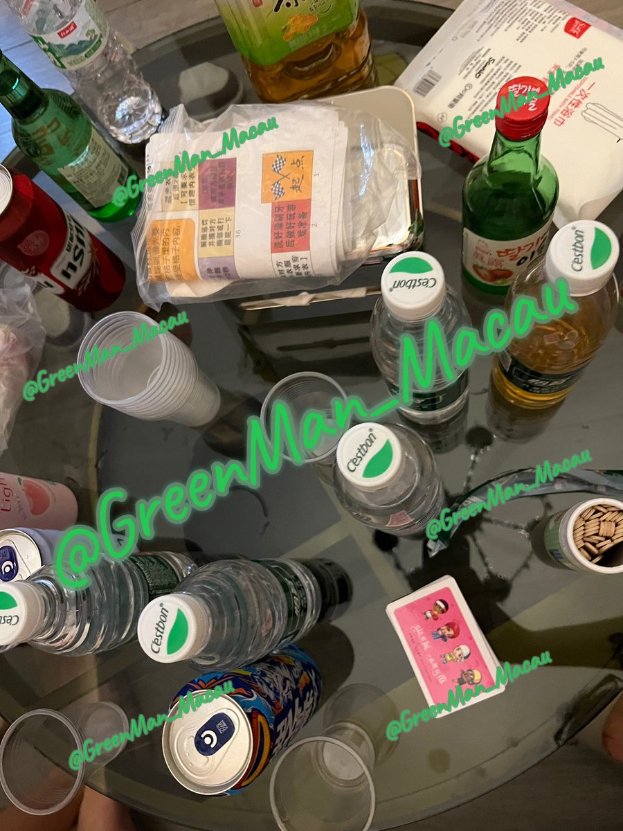 昨晚珠海局 新认识了一对很好玩的年轻情侣，加上刚好过来玩的广州情侣，玩点小游戏热身再慢慢入正题，气氛很好

可惜最近每晚捱夜看欧洲杯，体力跟不上，不然很好玩 可以玩到天亮。

@jidccccc
@DehtzbhDTe9Hi3G

#珠海 #澳門 #多人活動 #同床不換 #同床交換 #情侶互換 #夫妻交換 #多P #6P #MMMFFF