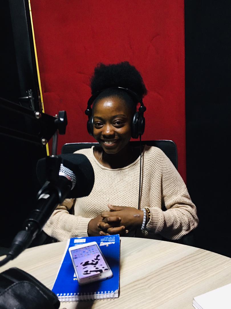 Annisha Kasonde Lead foundation Activist based in Kitwe was hosted yesterday 6, July on Yar fm Tikambe radio show. The show highlighted early dating and intimate partner violence and it's effects on the adolescents and young people mental health.
#WomenLead.
#GoodMenProject.