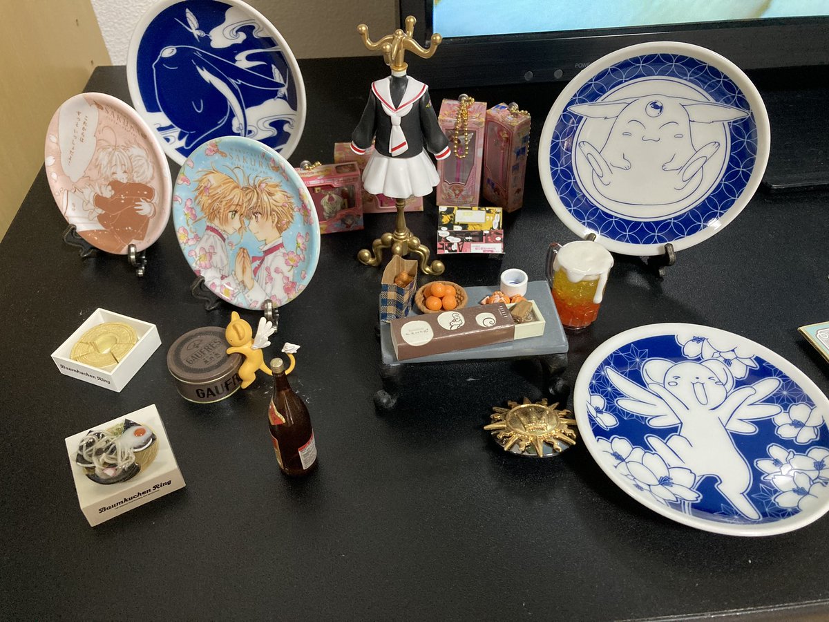 CLAMP展の豆皿がやっぱりでっかい笑 コレは飾る用と使う用の2セット