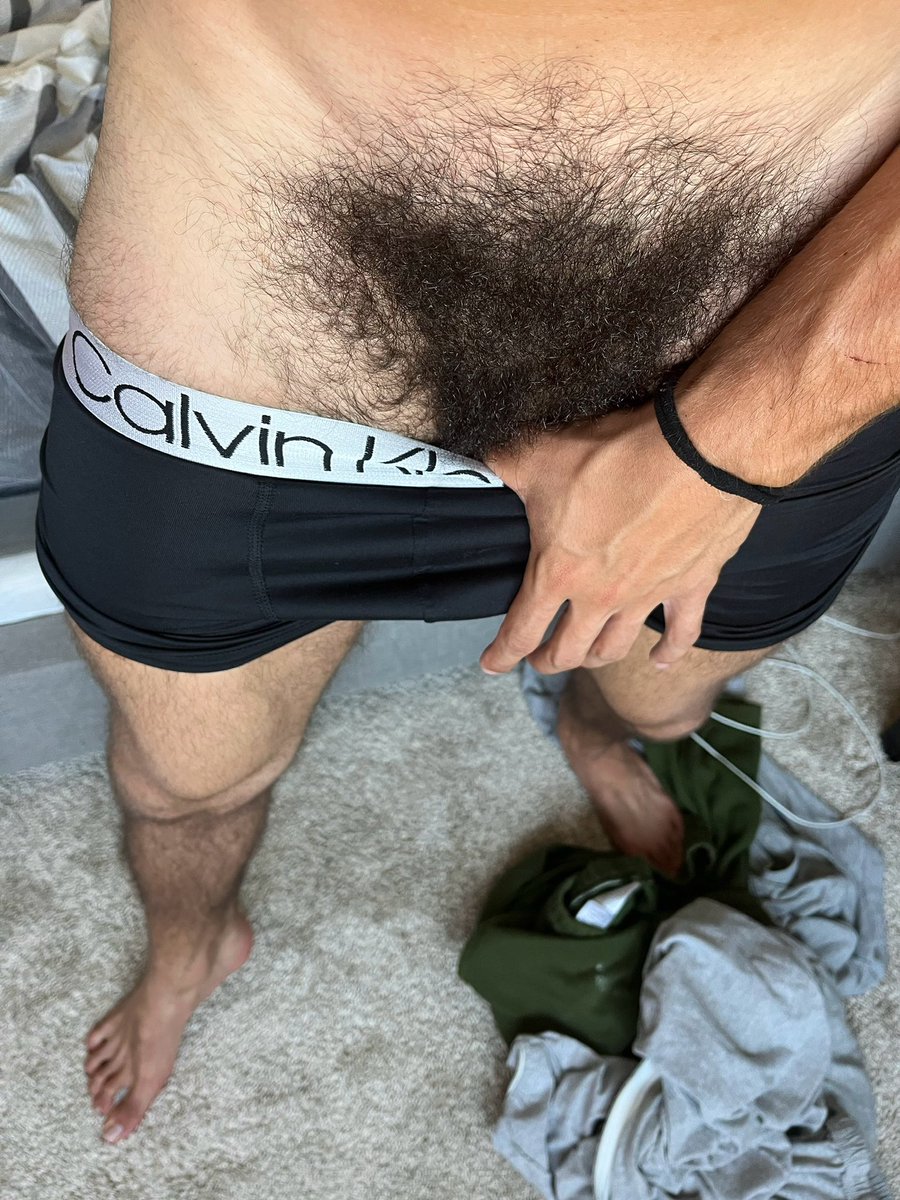 alphagodadonis's tweet photo. My hairy bush https://t.co/ZCZYqKtnru