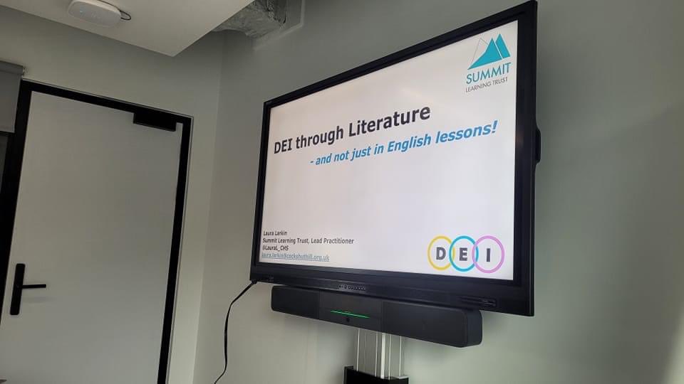 MissBetts_BEEM's tweet photo. What a weekend! Summit conference: catching up with old colleagues and attending some fab sessions. Fangirled @AlexJQuigley - no shame! Loved  @musicmind 🫶🏻 DiverseEd yeaterday - my amazing bestie was presenting; was epic seeing her in her element….so proud! Bingo! https://t.co/qal8YdbRb9