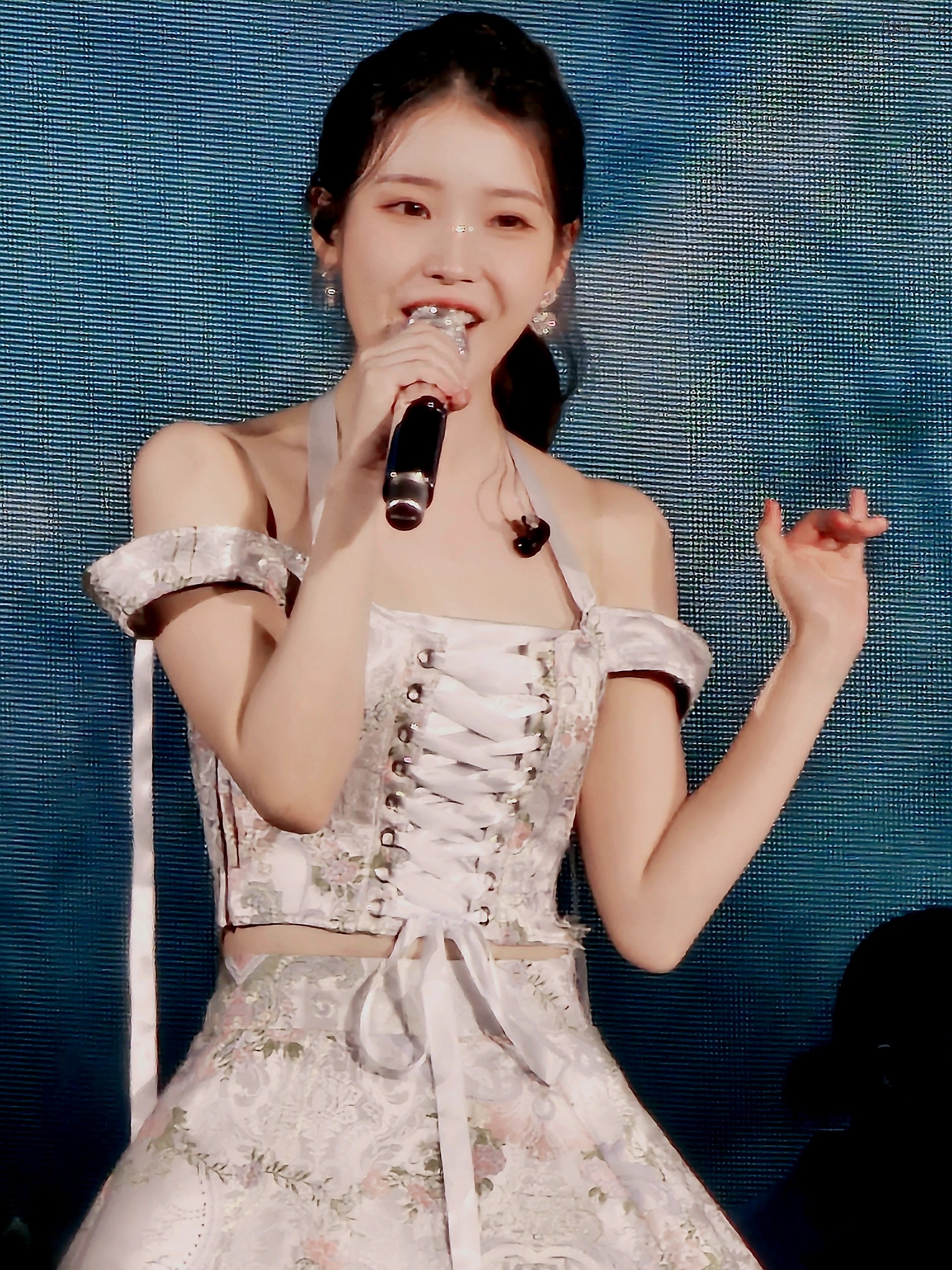 iu 아이유 グッズ　まとめ売り IU アイユー グッズ マグカップ K-POP 2 : スター セレクション