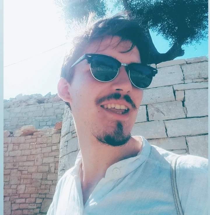 (to read) | My last interview ['23], "There are moments when I reject music" published on Athens Voice (official):
 athensvoice.gr/politismos/mou…

Nice Things are Coming | Νάις θίνγκς άρ' κόμινγ
chrisraz.eu

#chrisplaysoboe #contemporary #classical #oboe #music #athensvoice