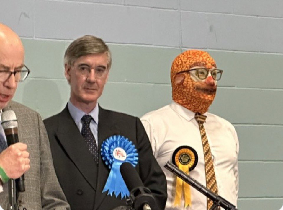 Kevin_cindy12's tweet image. Jacob Ress-Mogg , the horrible UK politician , defeated in the Uk 🇬🇧 election 
Some good news at least , 
#ClimateChange denier , racist piece of 💩💩💩 

#Metacrisis
