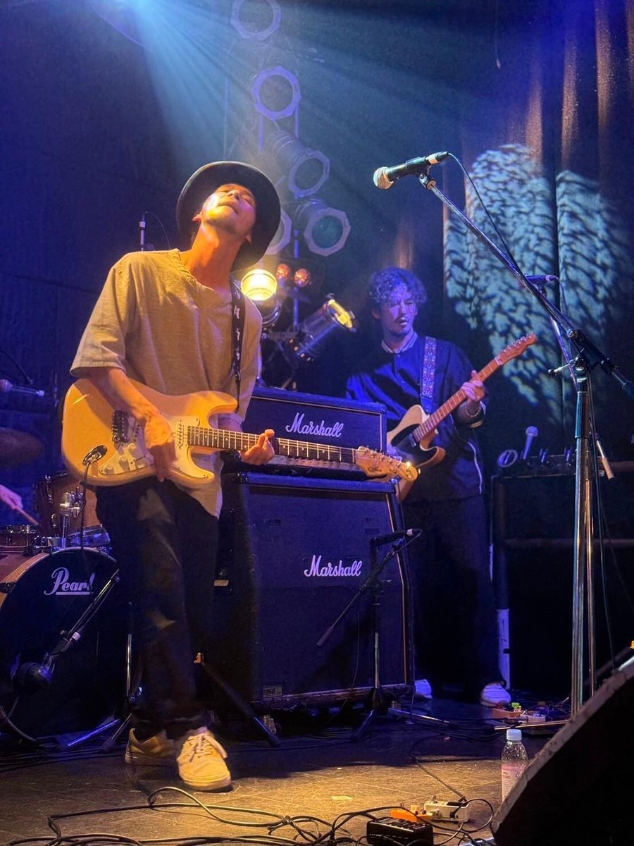PONDLOW's tweet photo. 北堀江club vision

改めて出会えたみなさんありがとうございました。

また夏の終わり頃に大阪行きます

次回のLIVEは7/25に下北沢近松です、チケット代予約はdm.リプライにて受付中です

暑い夏を一緒に乗り切りましょう🔥

下北沢近松
#chikamatsu527 https://t.co/CCSG3xjFLU