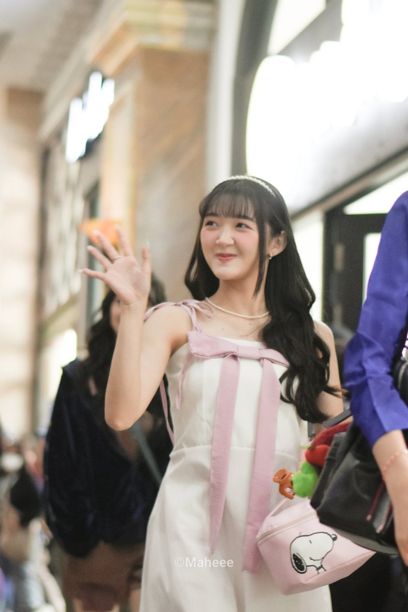 Maheee___'s tweet image. Pinkkkkkkk @AU_LiaJKT48 
At Sleman City Hall, Yogyakarta 

#TheaterSementaraYogyakarta #mng #2shot #TheaterSementaraYogyakartadanSurabaya