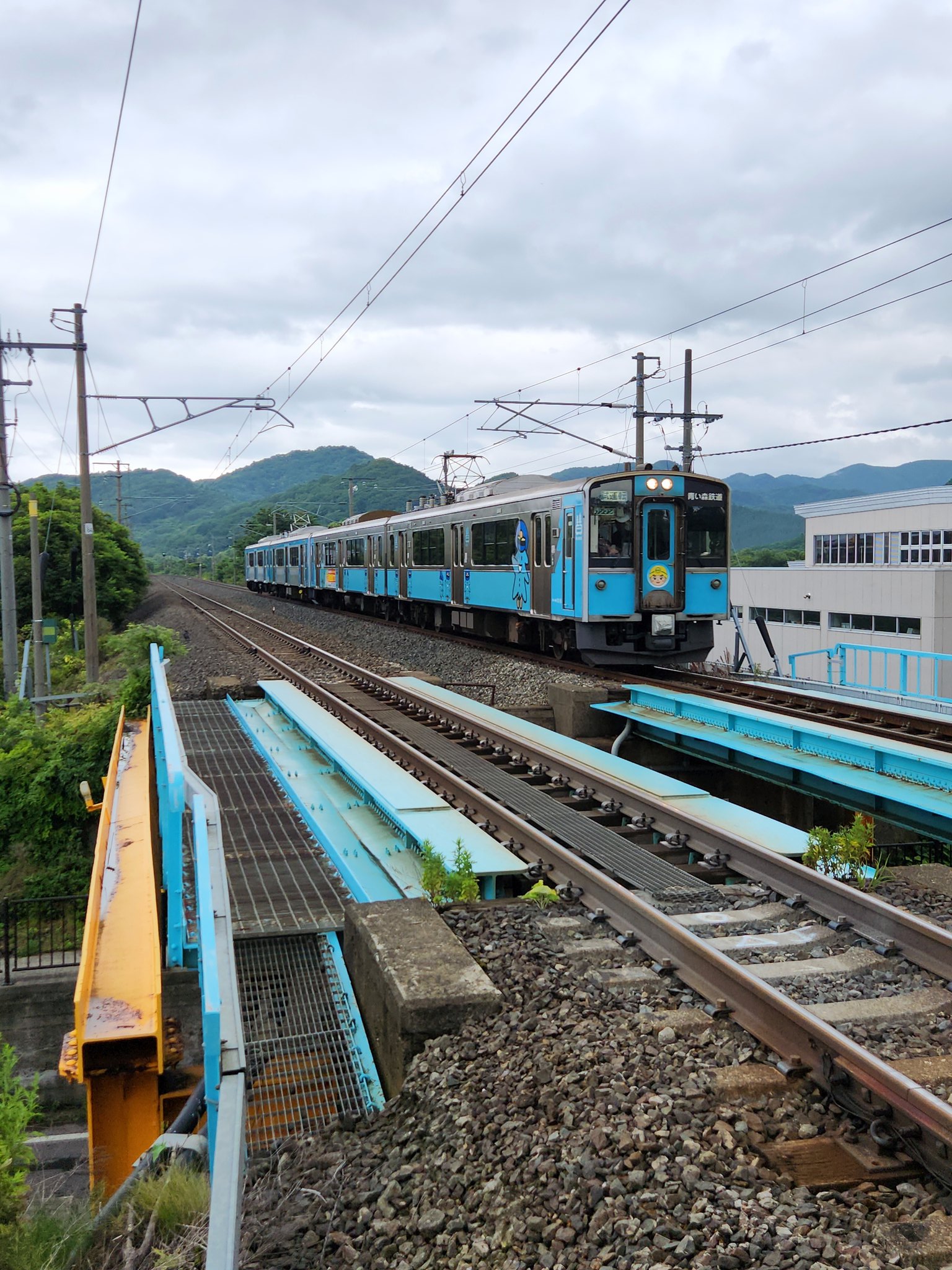 青い森鉄道2編成 青い森鉄道 - অনুসন্ধান / X