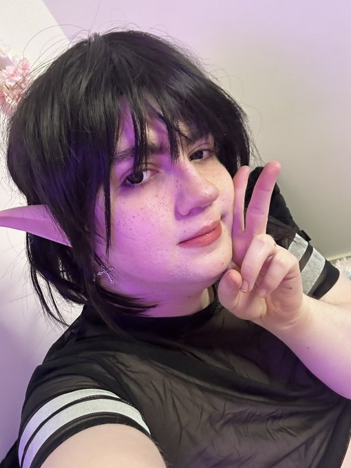 live on the chat site again!! come hang  https://t.co/nKcMNXjD1c https://t.co/PmIGNS0IVL<a href="/tag/mvsales"class="tags"><span>#mvsales</span></a>