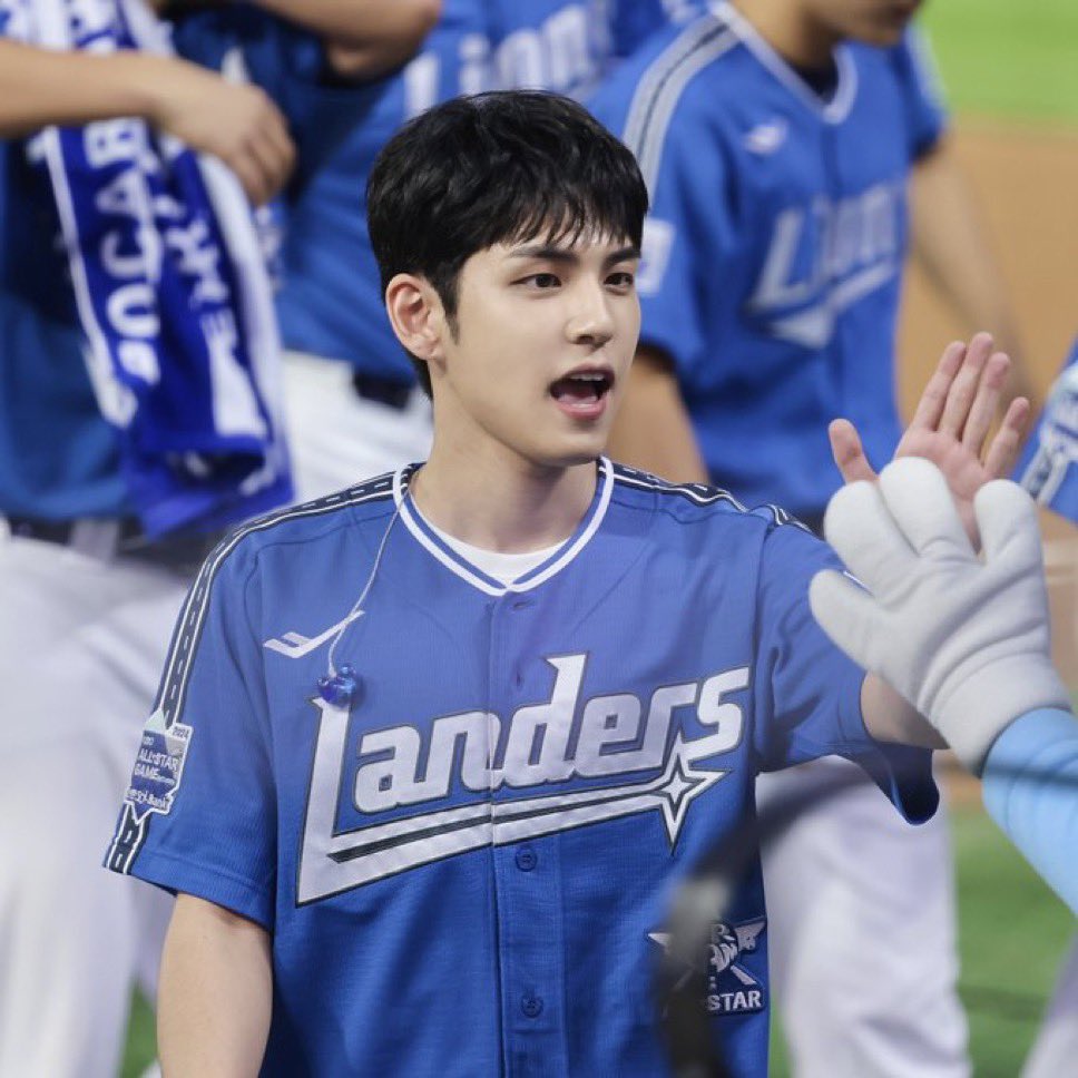 얘들아이선수누구야