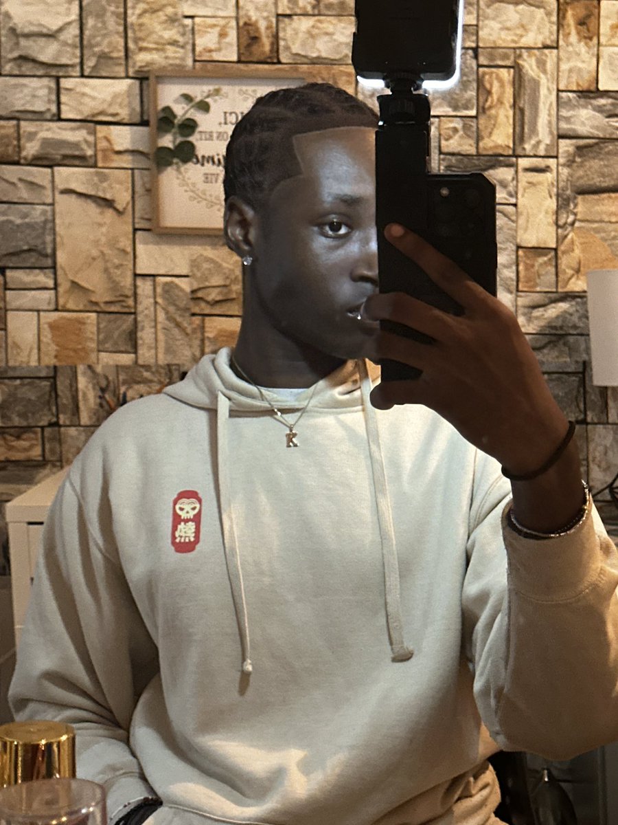 K’J ✰ tweet media