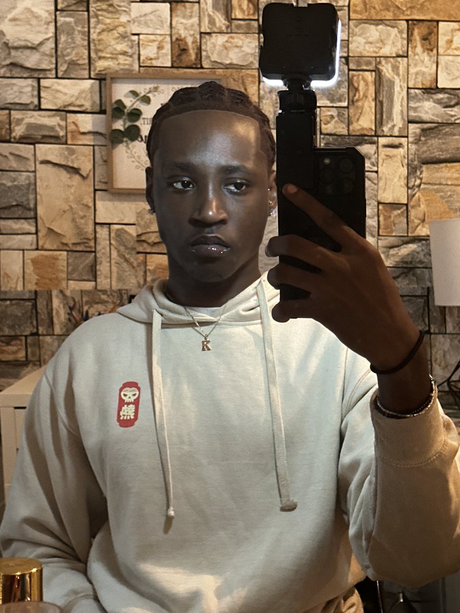 K’J ✰ tweet media