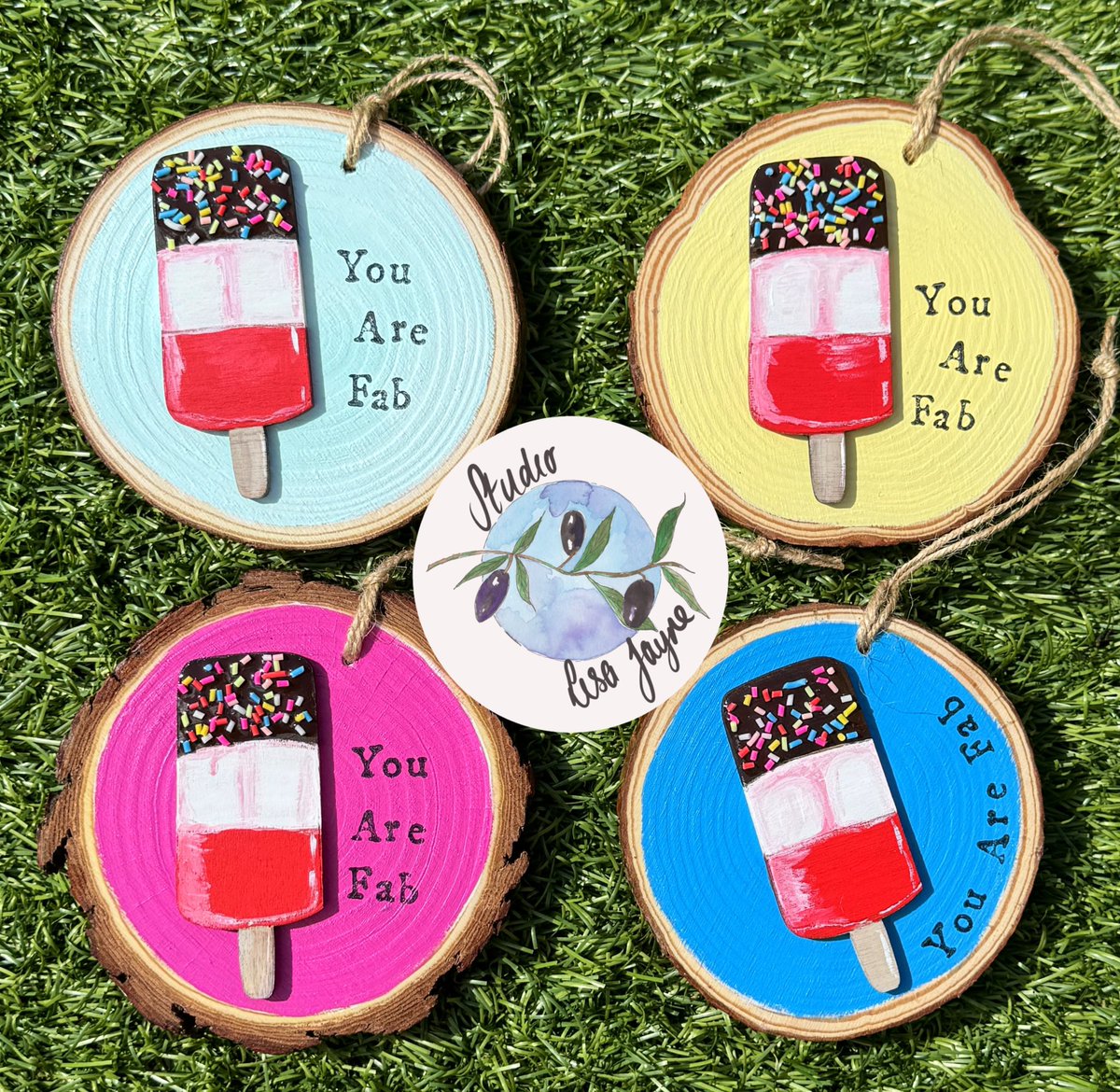 Good morning 🌅 

New end of term gifts added to my Etsy store studiolisajayne.etsy.com

Perfect for your favourite teacher

#UKGiftAM #UkGiftHour #CraftBizParty #MadeinWales