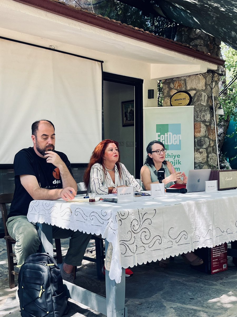 Cevreagi's tweet image. Çevre Hukuku Konferansı 2. gün ilk oturumuyla başladı.
@FevziOzluer 
@Pel_in_Ce 
@fetderiletisim 
@Cevreagi